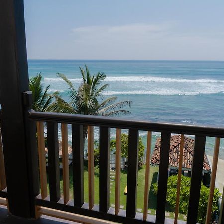 Surf Station Hotell Ahangama Exteriör bild
